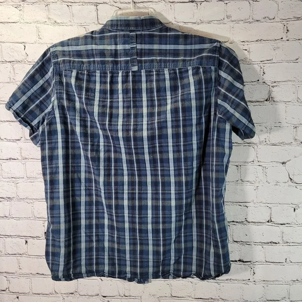 North Face Hiking / Camp Short Sleeve‎ Plaid Button Up Shirt - Medium - CLEAN!